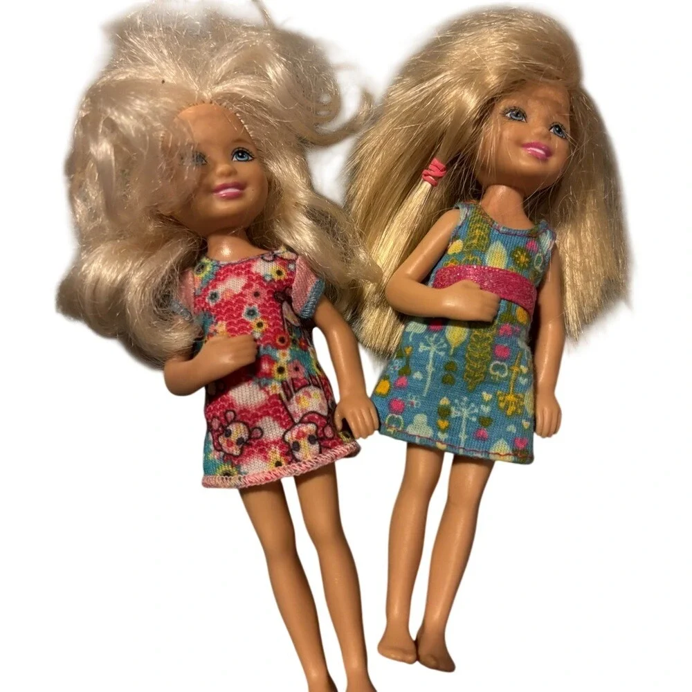 Barbie Chelsea Dolls Lot of 2‎ Blonde Blue Eyes Wearing Dresses